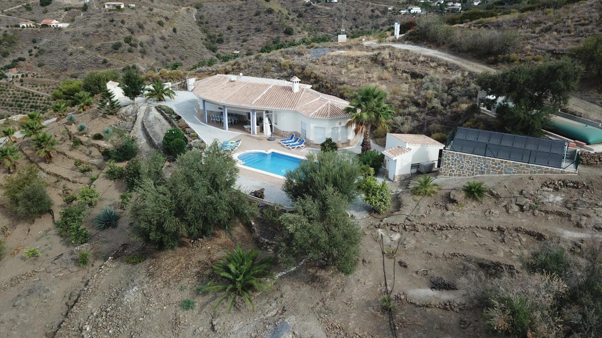 Villa Camakini With Heated Pool And Sea View Arenas  Eksteriør billede