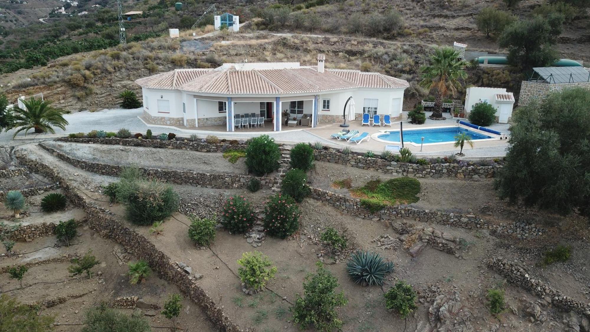Villa Camakini With Heated Pool And Sea View Arenas  Eksteriør billede