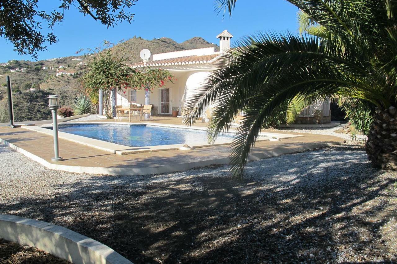 Villa Camakini With Heated Pool And Sea View Arenas  Eksteriør billede